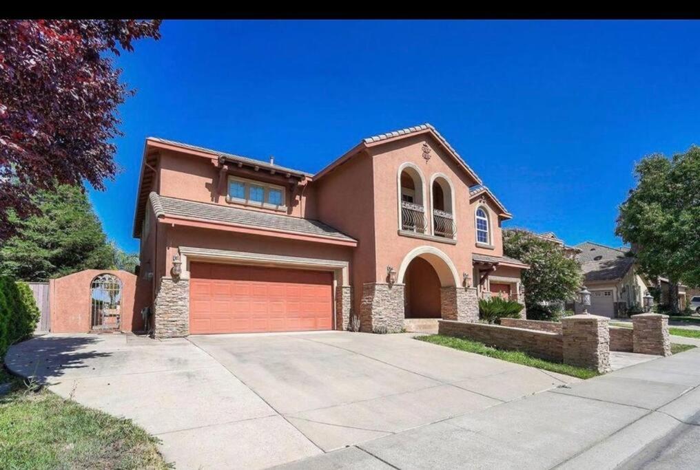 Vila Luxury Mansion House Elk Grove Exteriér fotografie